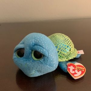 NWT Beanie Boo - Seaworld Exclusive Cara turtle